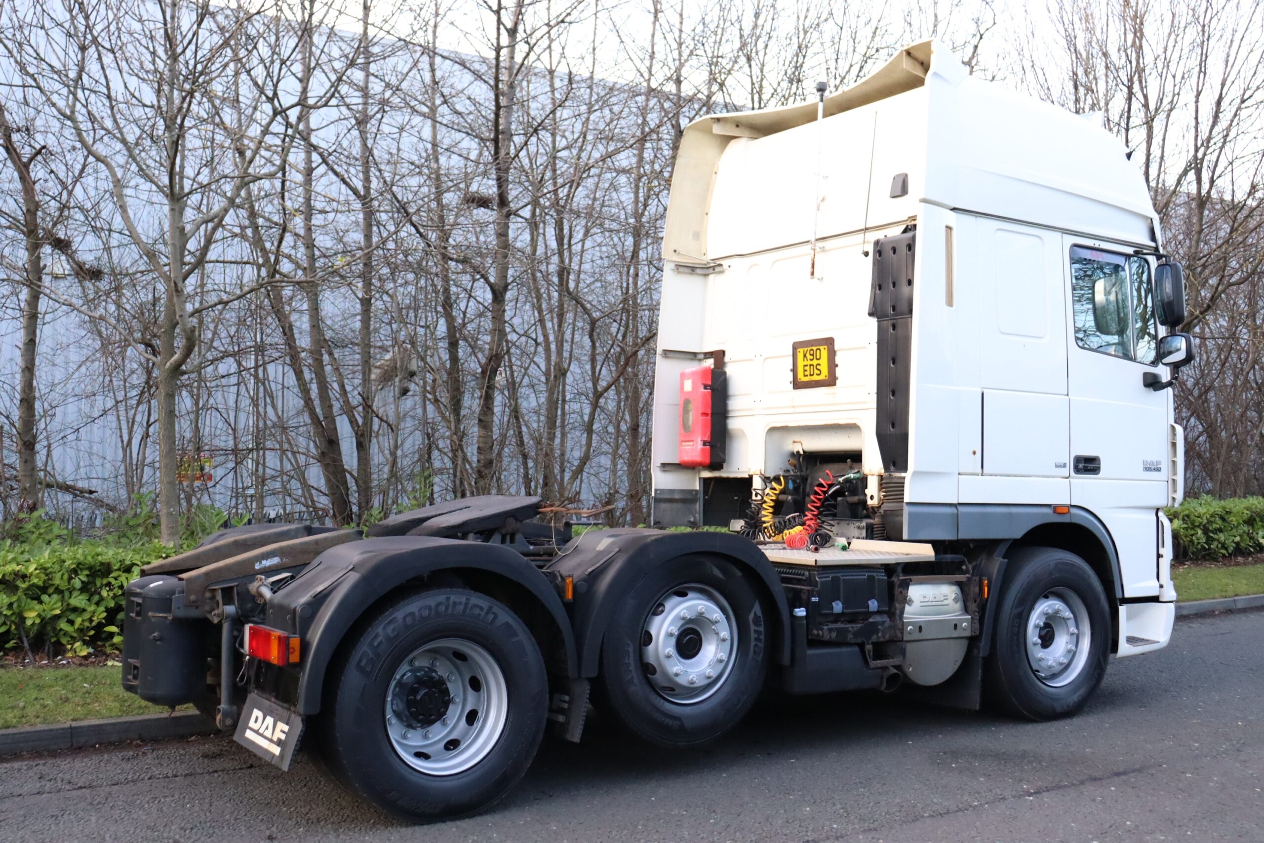 DAF Trucks; DAF XF SUPER SPACE CAB 8x4 W