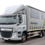 DAF CF 330 6x2 Rearlift Curtainside